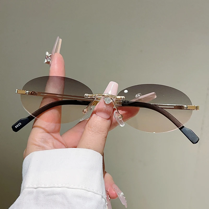 Occhiali da sole ovali senza m - Designer Sunglasses recensione e prezzo