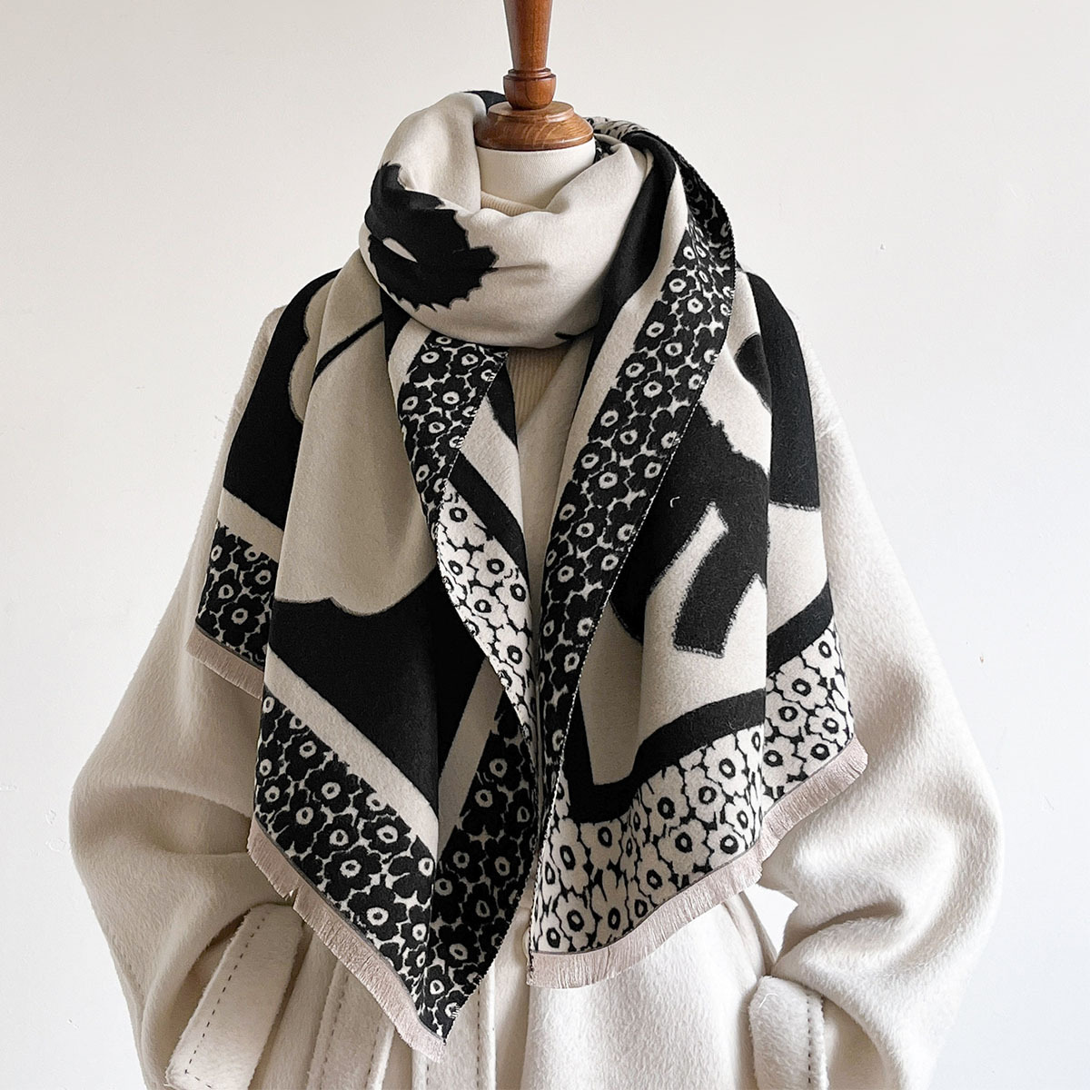 Sciarpa da donna, scialle jacq - Cashmere Scarf recensione e prezzo