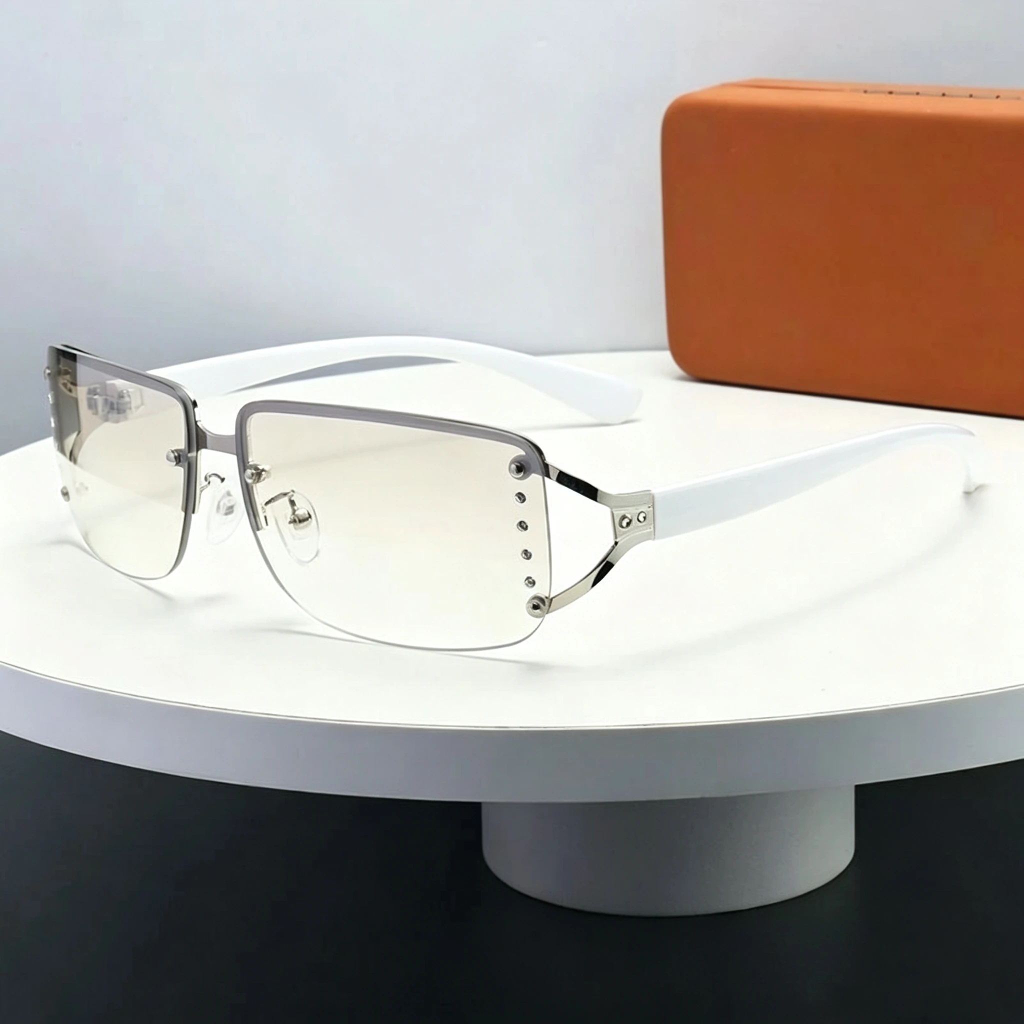 Nuovi Occhiali da Sole da Donn - Designer Sunglasses recensione e prezzo