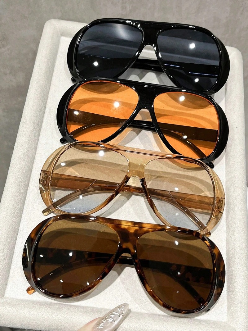 1/4 Pezzi Occhiali da Sole di  - Designer Sunglasses recensione e prezzo