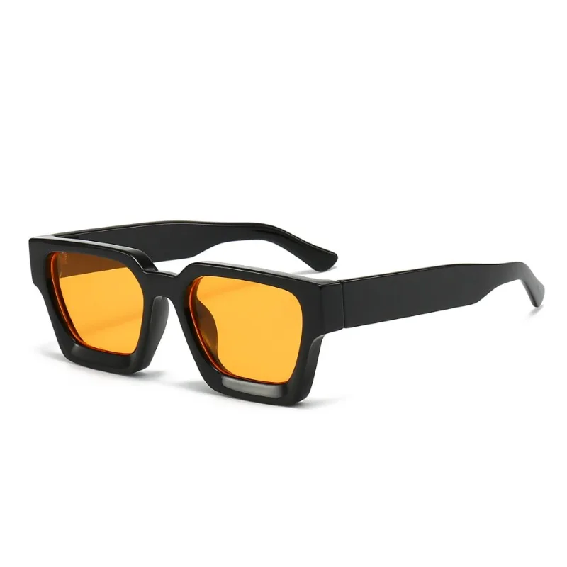 Occhiali da sole classici con  - Designer Sunglasses recensione e prezzo