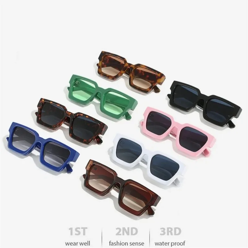 Occhiali da sole classici con  - Designer Sunglasses recensione e prezzo